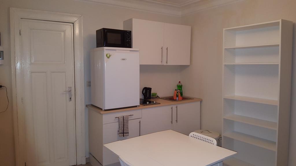 Cool Central Apartment บรัสเซลส์ ภายนอก รูปภาพ
